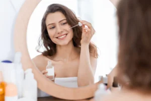 Top 10 Face Serum for Glowing Skin in India 5 How to Use a Face Serum