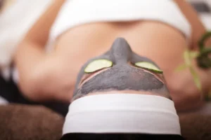Easy Face Clean Up Steps at Home for All Skin Types 5 Types of Face Clean Ups in Parlors