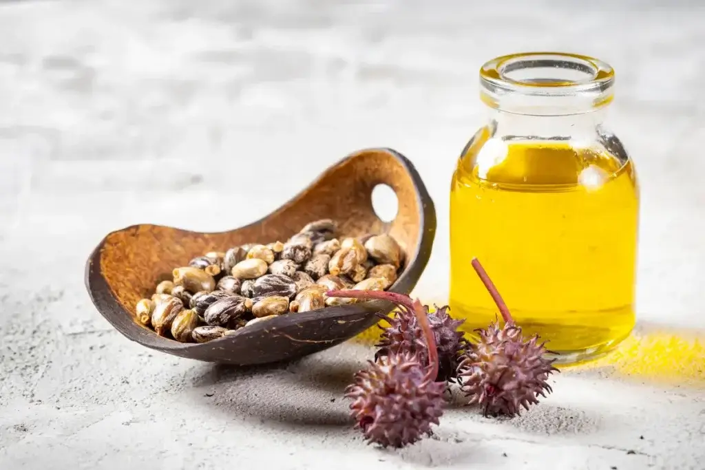 How to Make Beard Growth Oils at Home with 10 Easy DIY Recipes 4 How to Make Beard Growth Oil with Castor Oil & Lavender Essential Oil